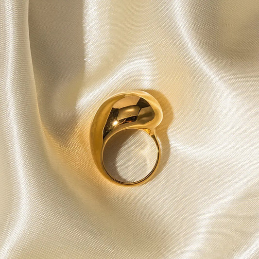 The Chunky 18k Gold Plated Trending Ring