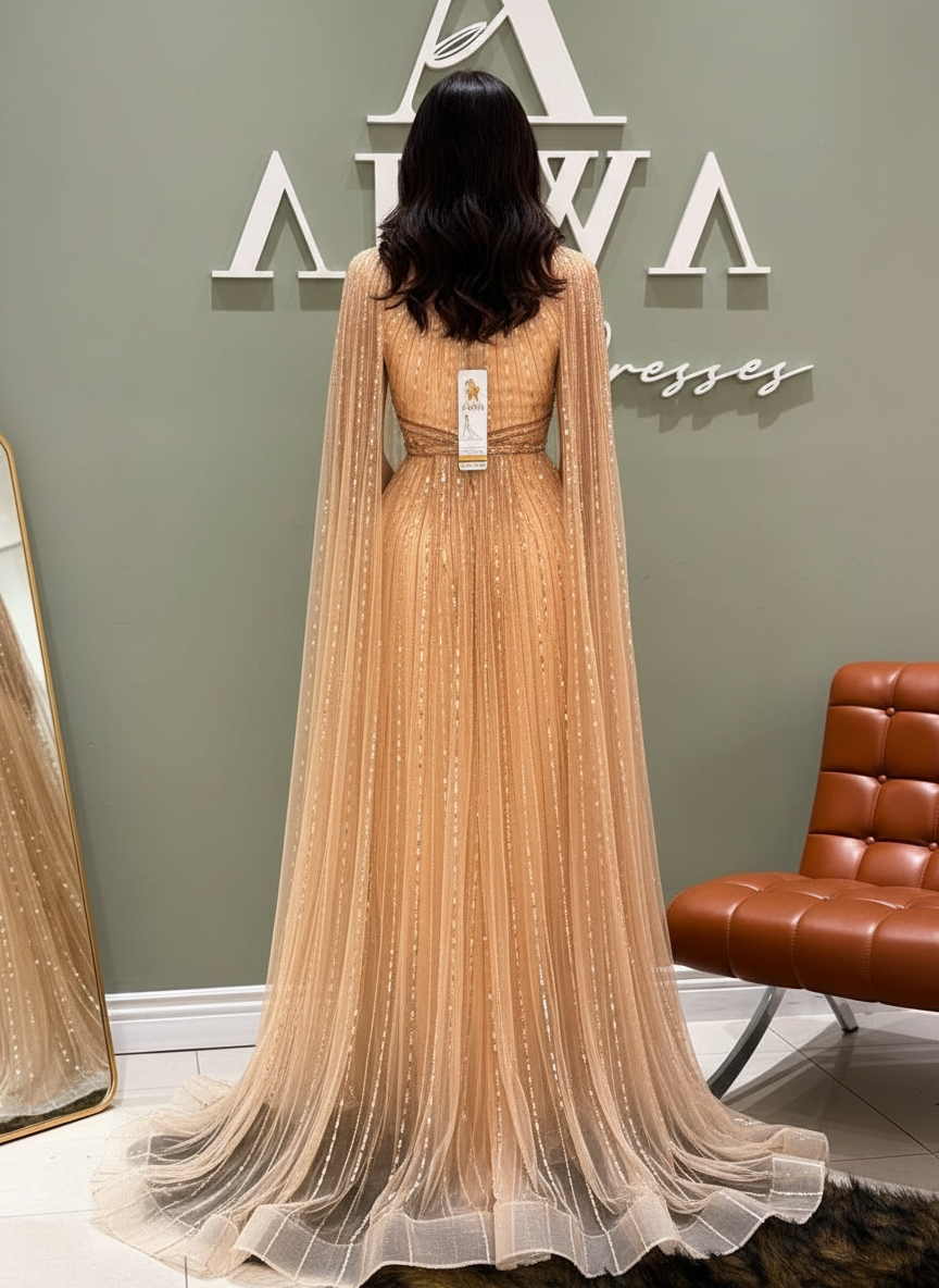 فستان الهالة الذهبية