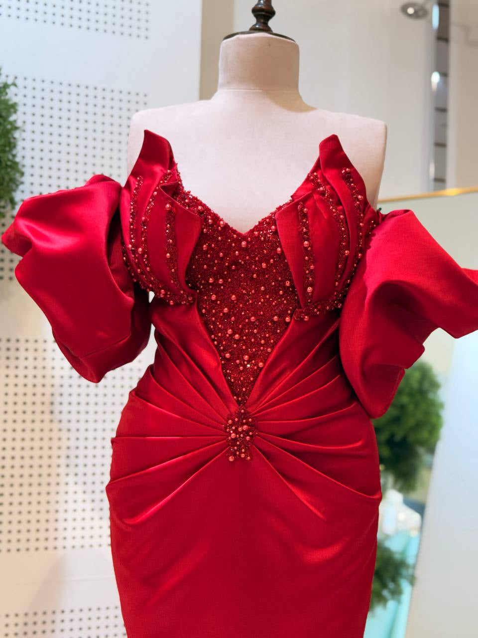 فستان سكارليت ماجيستي